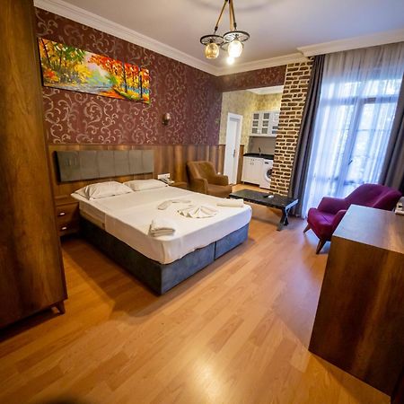 Royal Garden Suite And Hotel Istanbul Eksteriør bilde