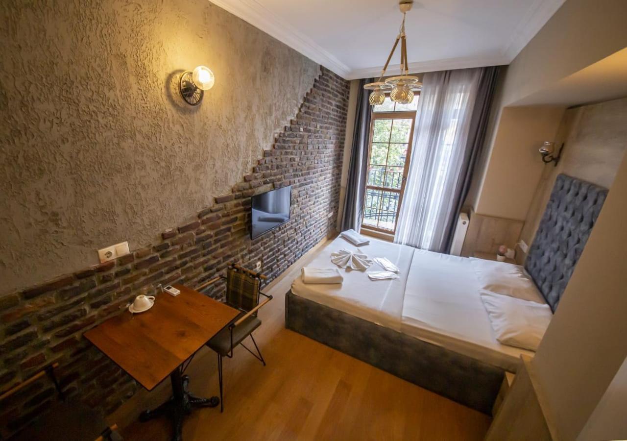Royal Garden Suite And Hotel Istanbul Eksteriør bilde