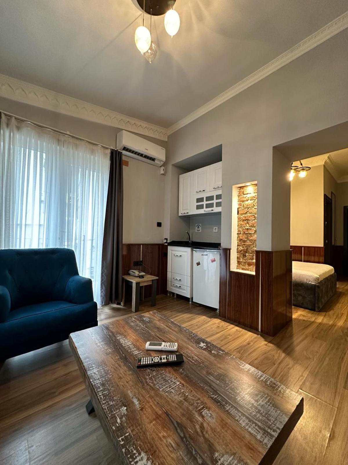 Royal Garden Suite And Hotel Istanbul Eksteriør bilde