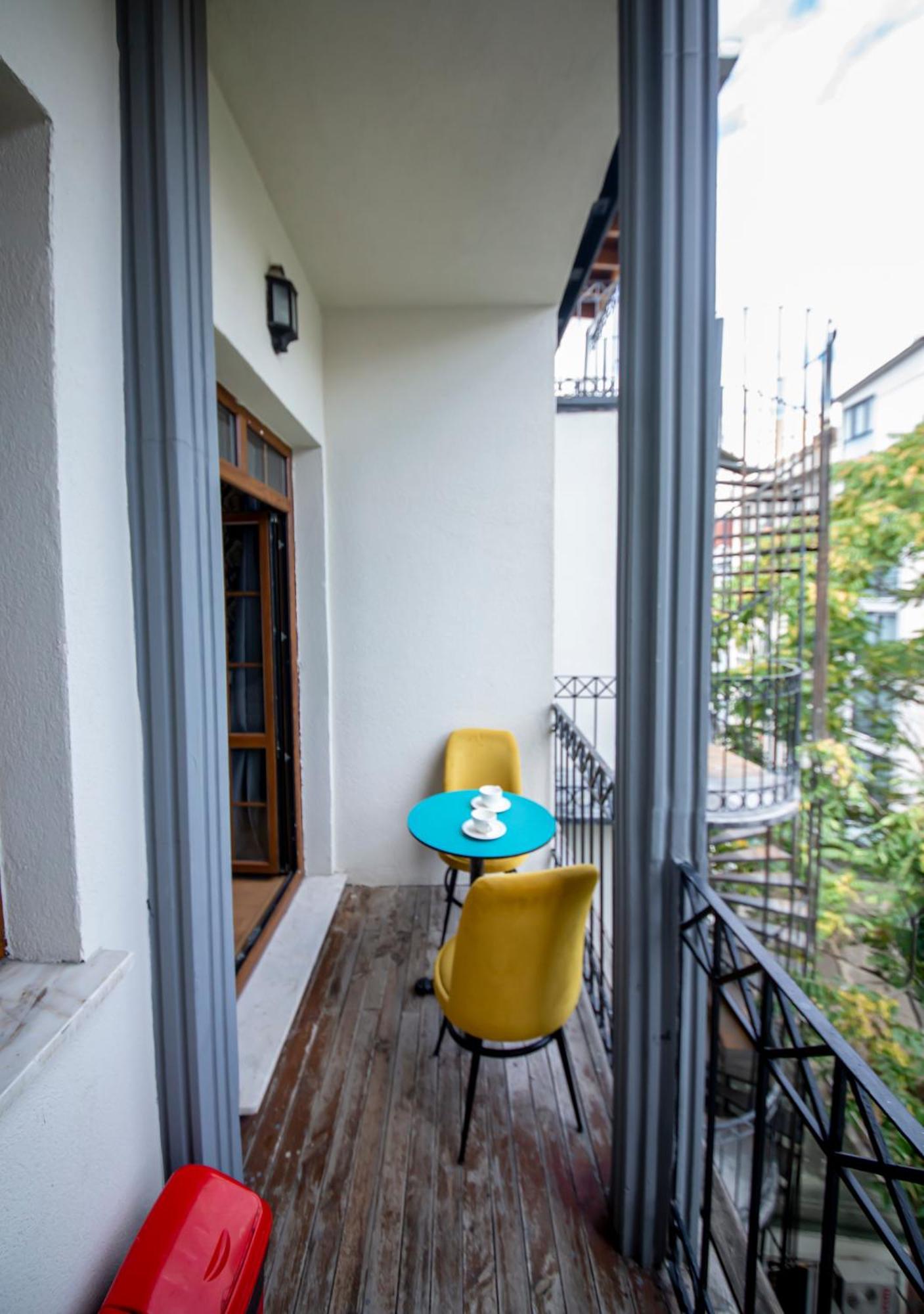 Royal Garden Suite And Hotel Istanbul Eksteriør bilde