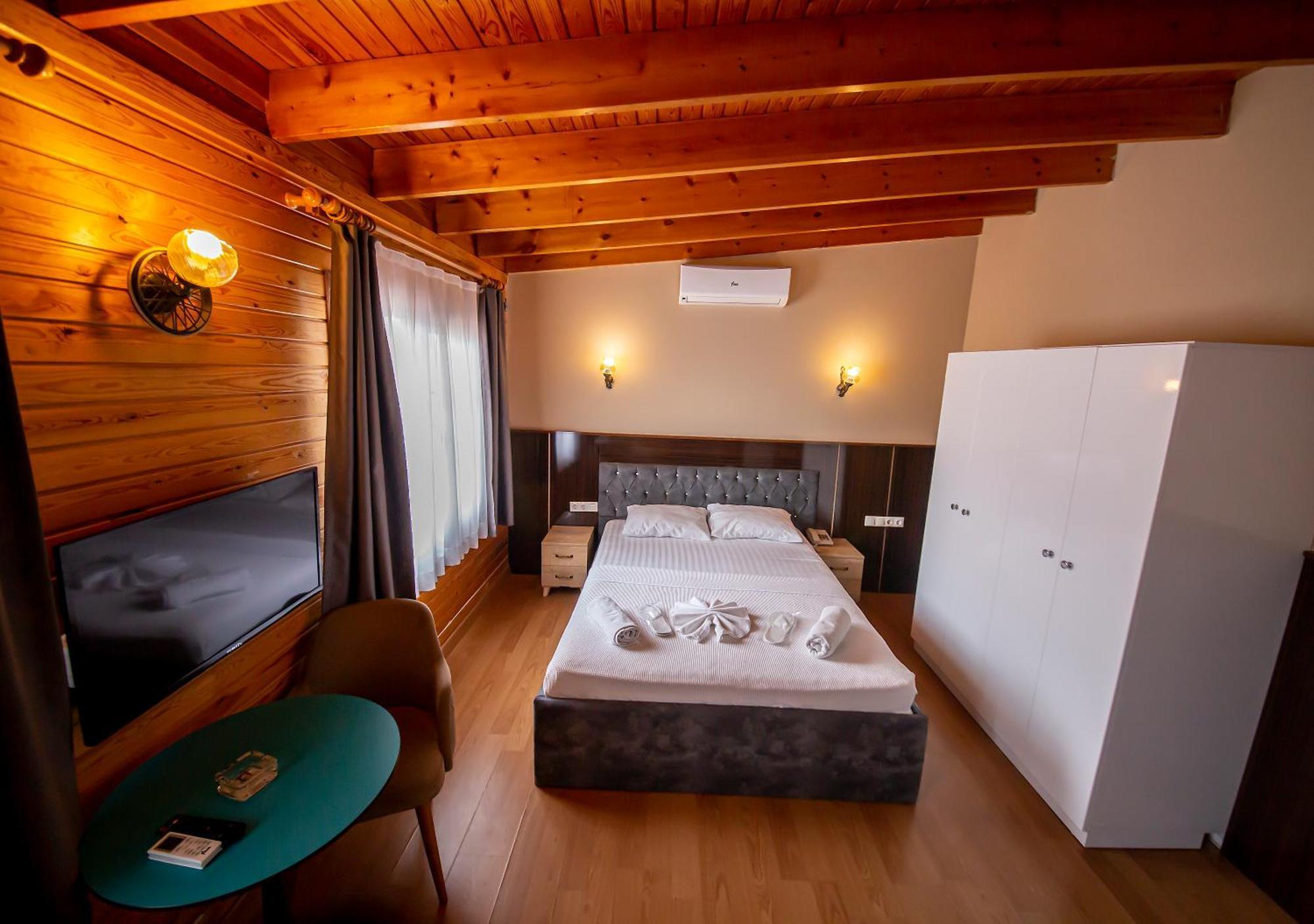 Royal Garden Suite And Hotel Istanbul Eksteriør bilde