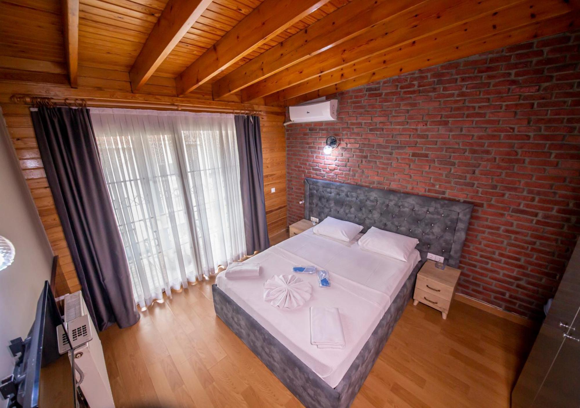 Royal Garden Suite And Hotel Istanbul Eksteriør bilde